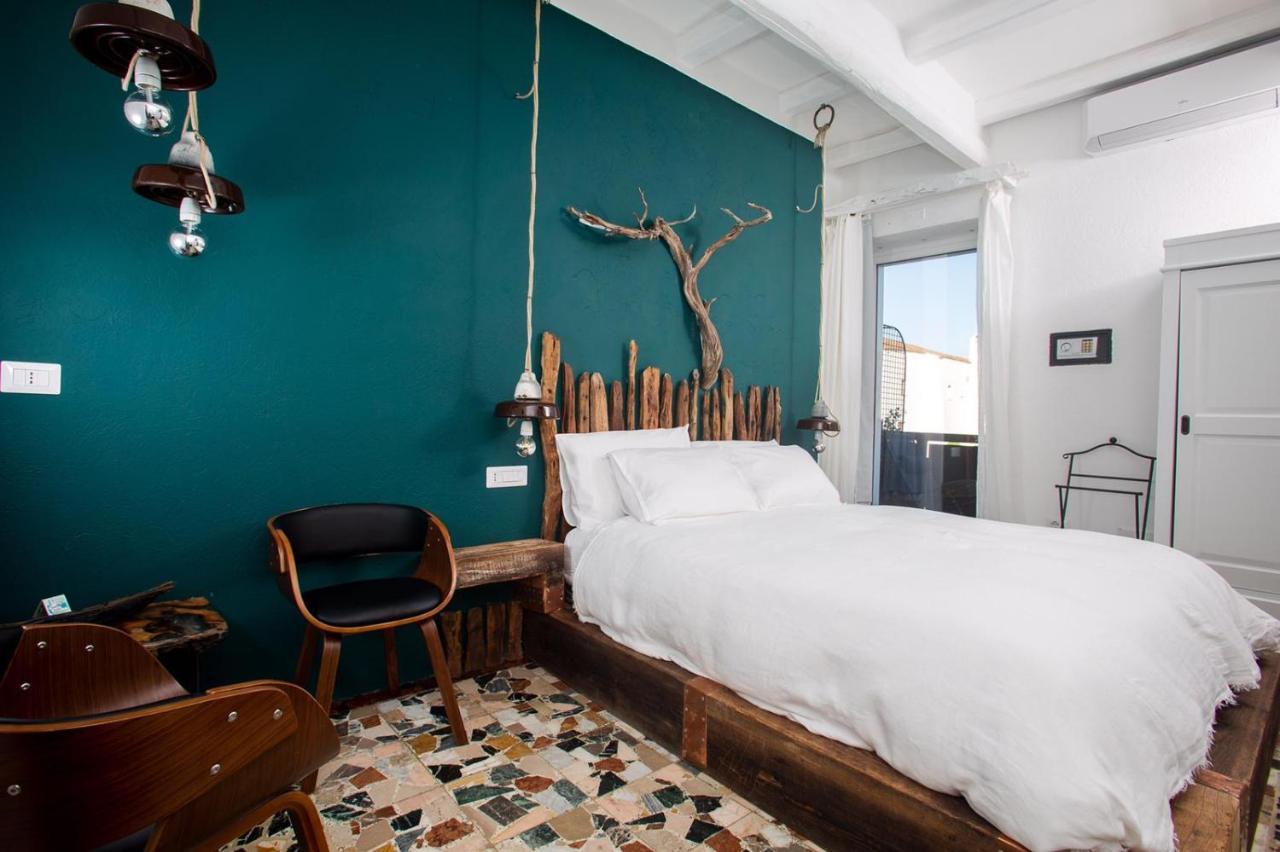 B&B Santa Lucia Santa Teresa Gallura Eksteriør billede